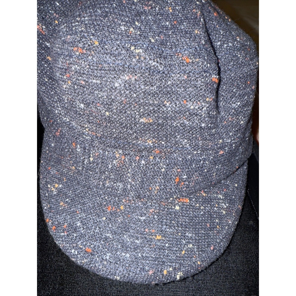 D&Y, NY - BLACK - Acrylic - Cap Fitted 4029